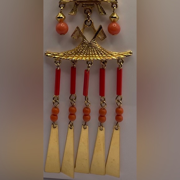 Rare Gorgeous Vintage 1960s Buddha Faux Coral Gold Tone Necklace ART Signed - Picture 4 of 15
